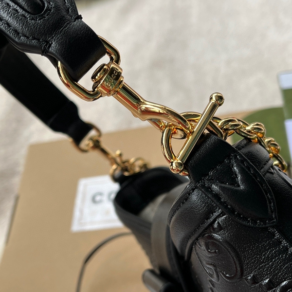 グッチバッグ角部分ディテール